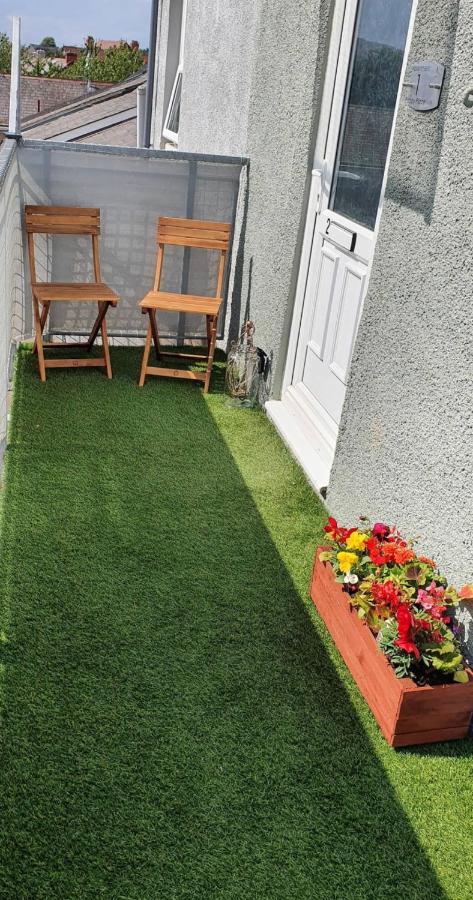 Poppy'S Place Llandudno Junction Exterior foto